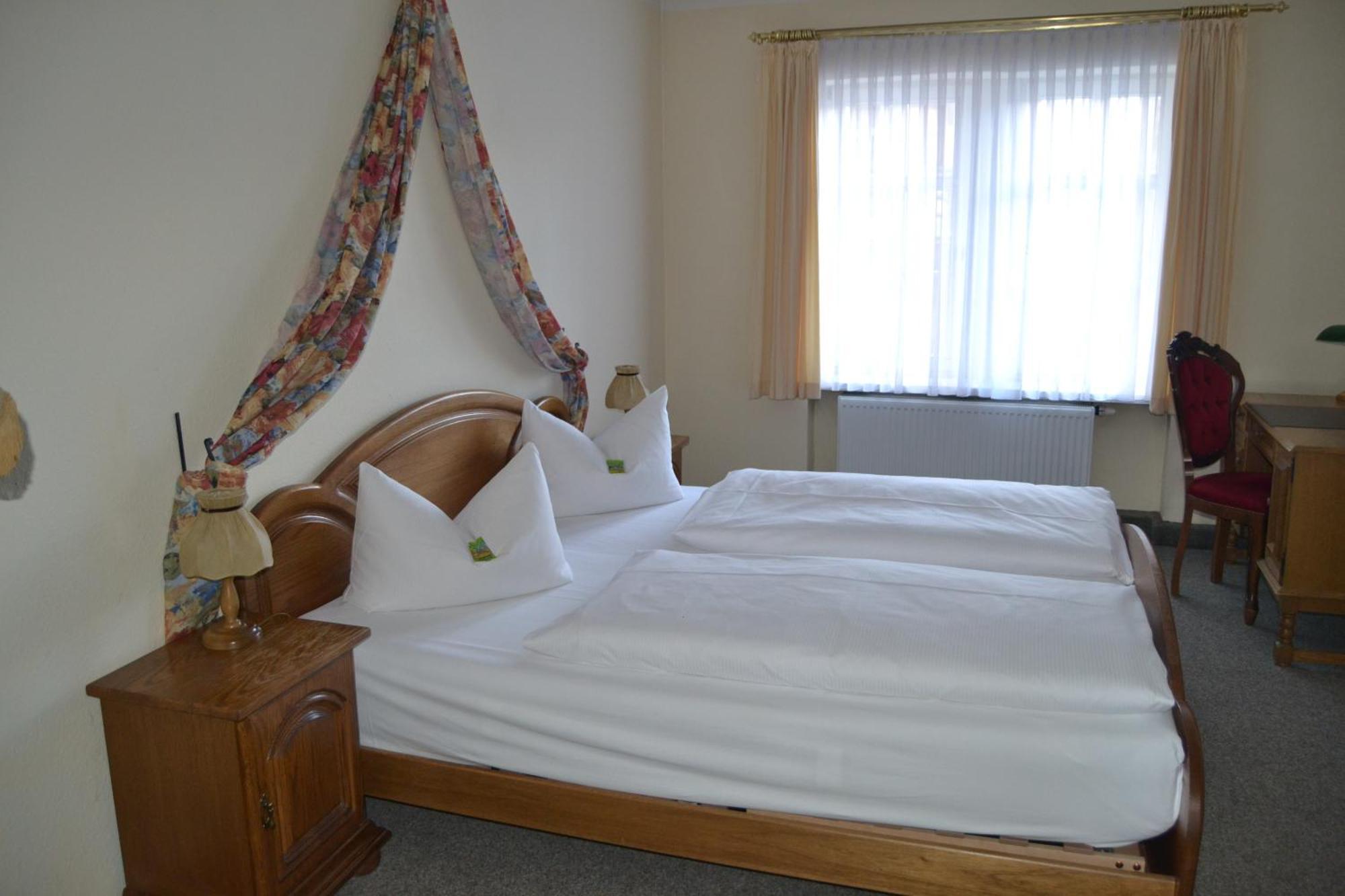 Hotel Anker Saalfeld Saale Habitación foto